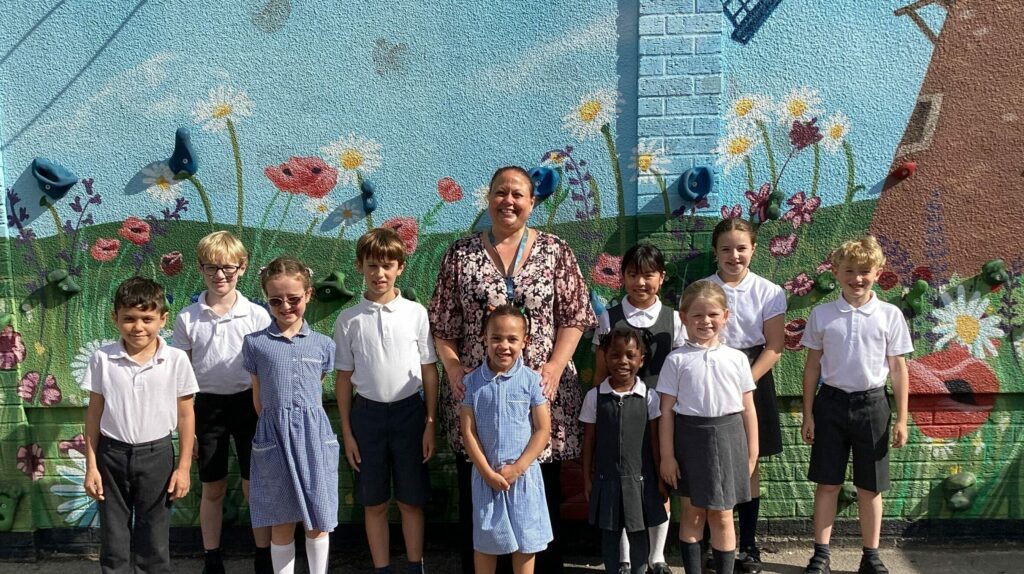 Jayne Hore steps into headteacher role to continue driving excellence at Stapleford Community Primary School